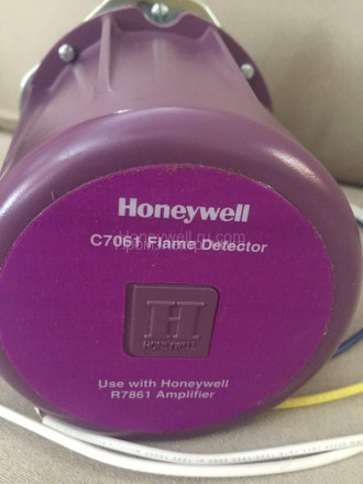 Датчик пламени Honeywell C7061A1020